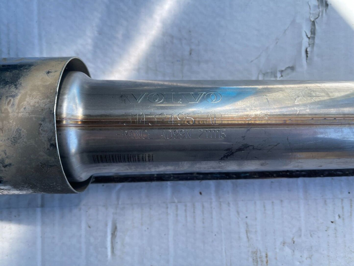 2017-2020 Volvo Exhaust Tail Pipe Tip - Volvo (31432495)