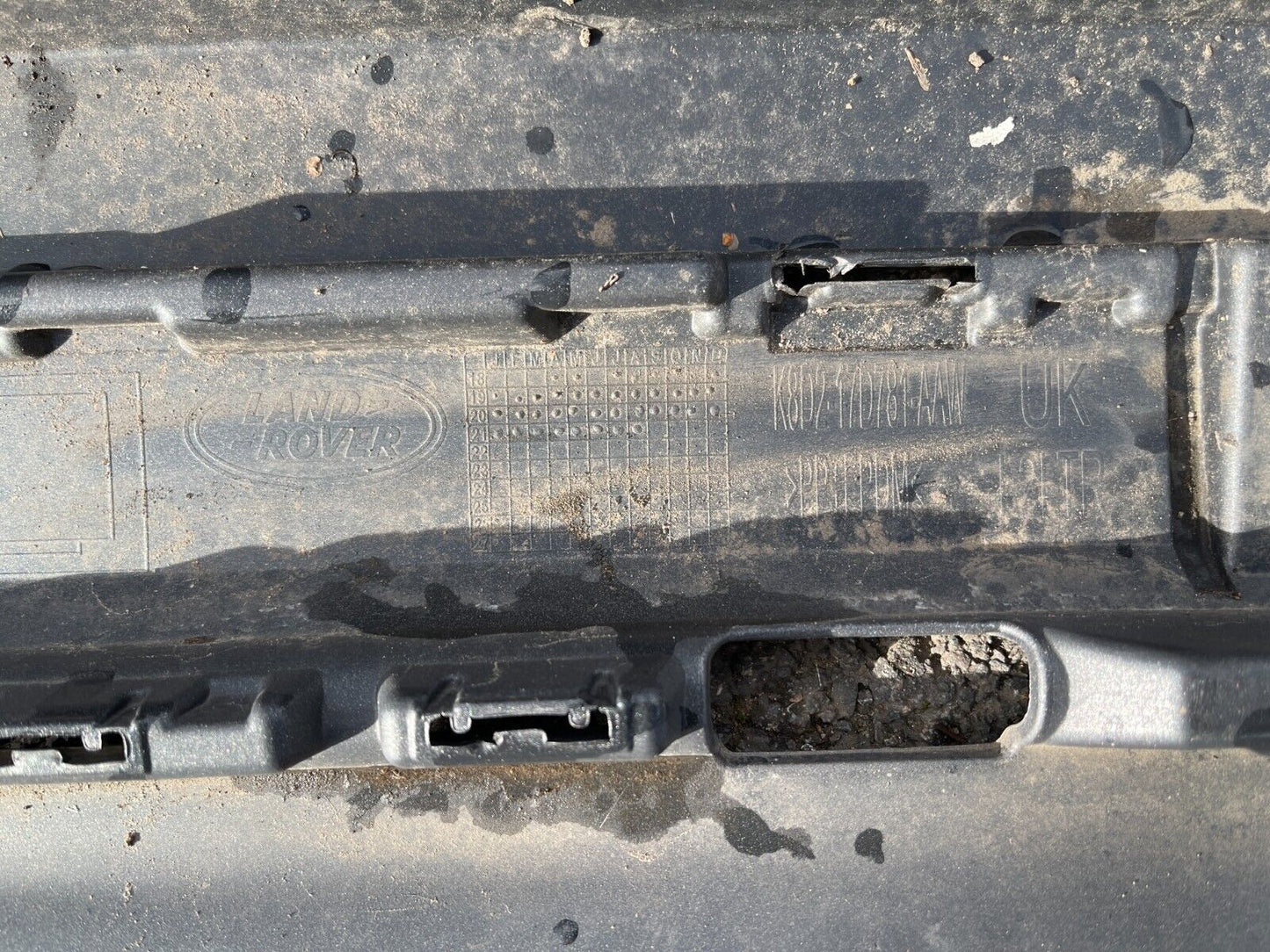 RANGE ROVER EVOQUE REAR BUMPER L551 K8D217D781AAW 2018 2019 2020 2021 2022