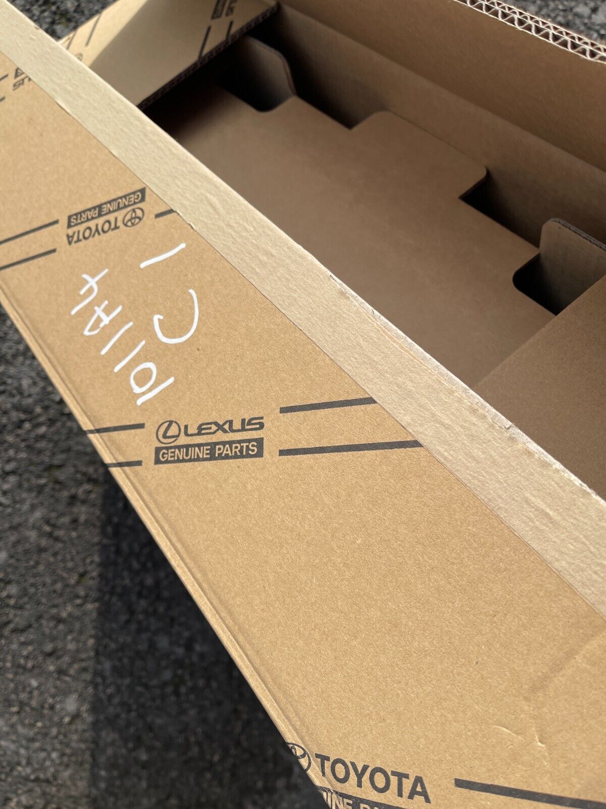 GENUINE TOYOTA YARIS PASSENGER TAIL LIGHT LAMP LEFT Hatchback 2022 2020-2022