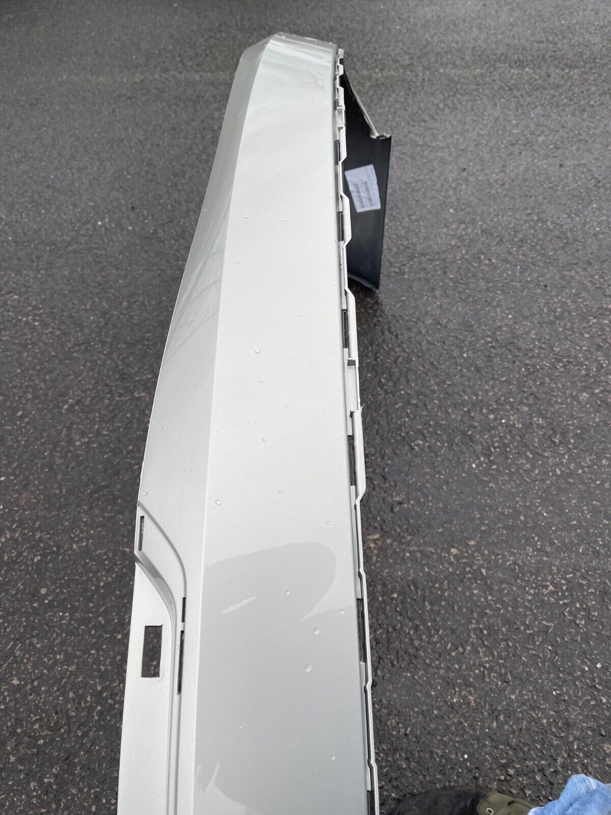 VOLVO XC90 REAR LOWER BUMPER 2016 to 2019 BRAND NEW 39799265