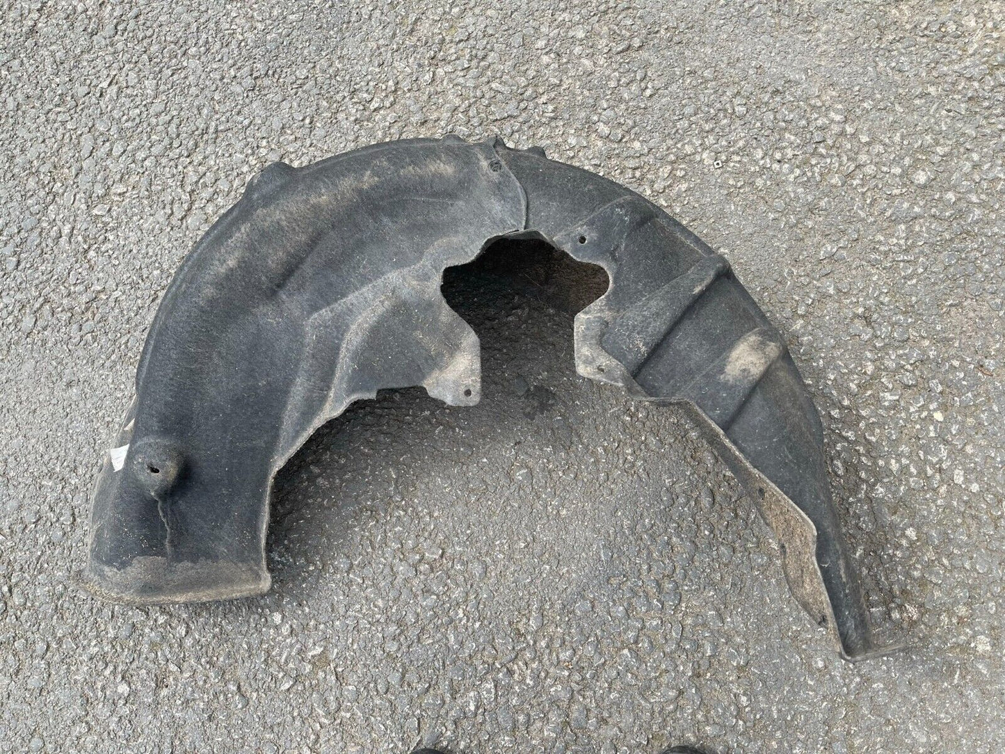 OEM VOLVO S60 MK3 REAR RIGHT FENDER SPLASH SHIELD 31425478 GENUINE