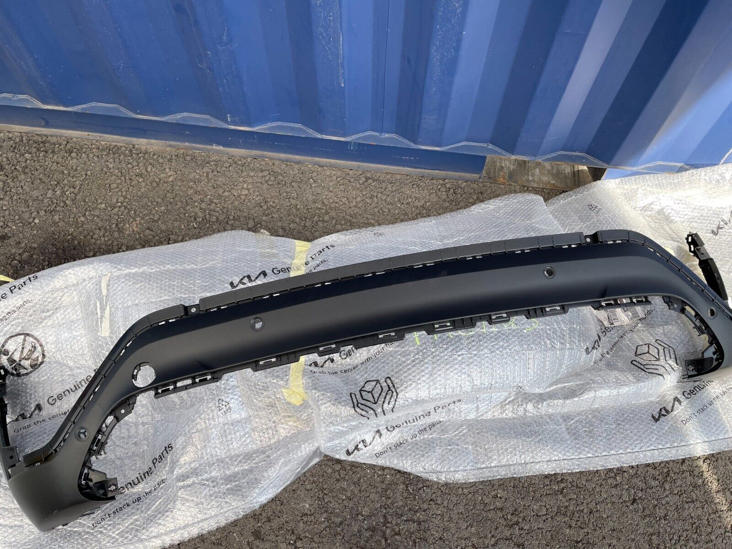 NEW GENUINE KIA XCEED rear diffuser lower bumper 09/19 = 86650J7PB0