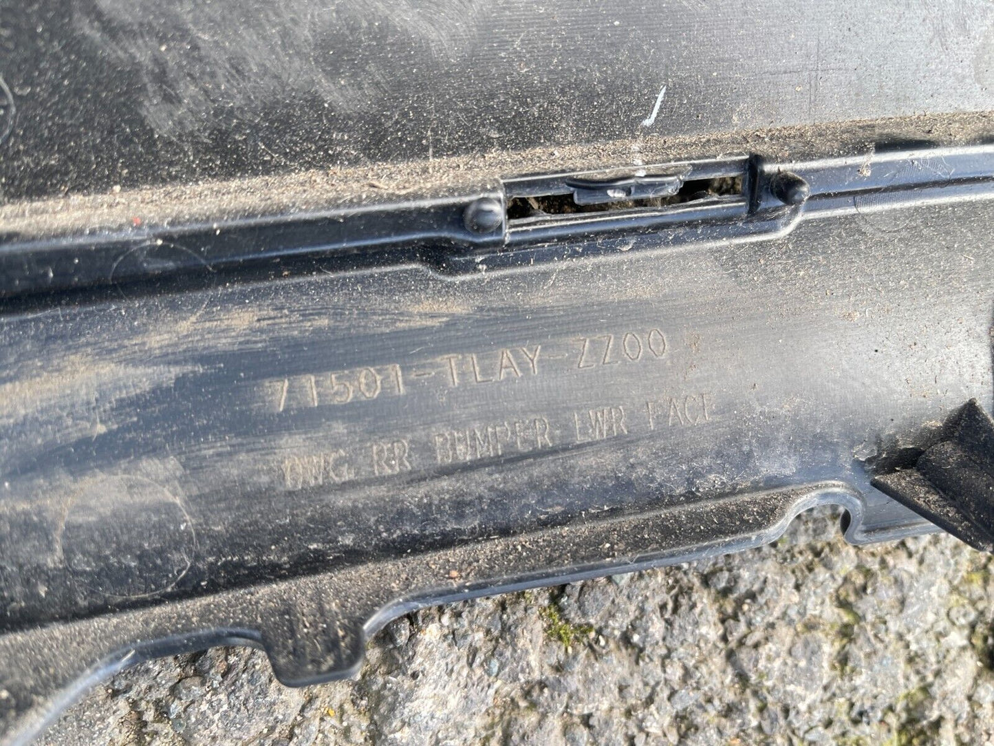 HONDA CRV CR-V 2018 - 2019 GENUINE REAR BUMPER P/N: 71501-TLAY-ZZ00