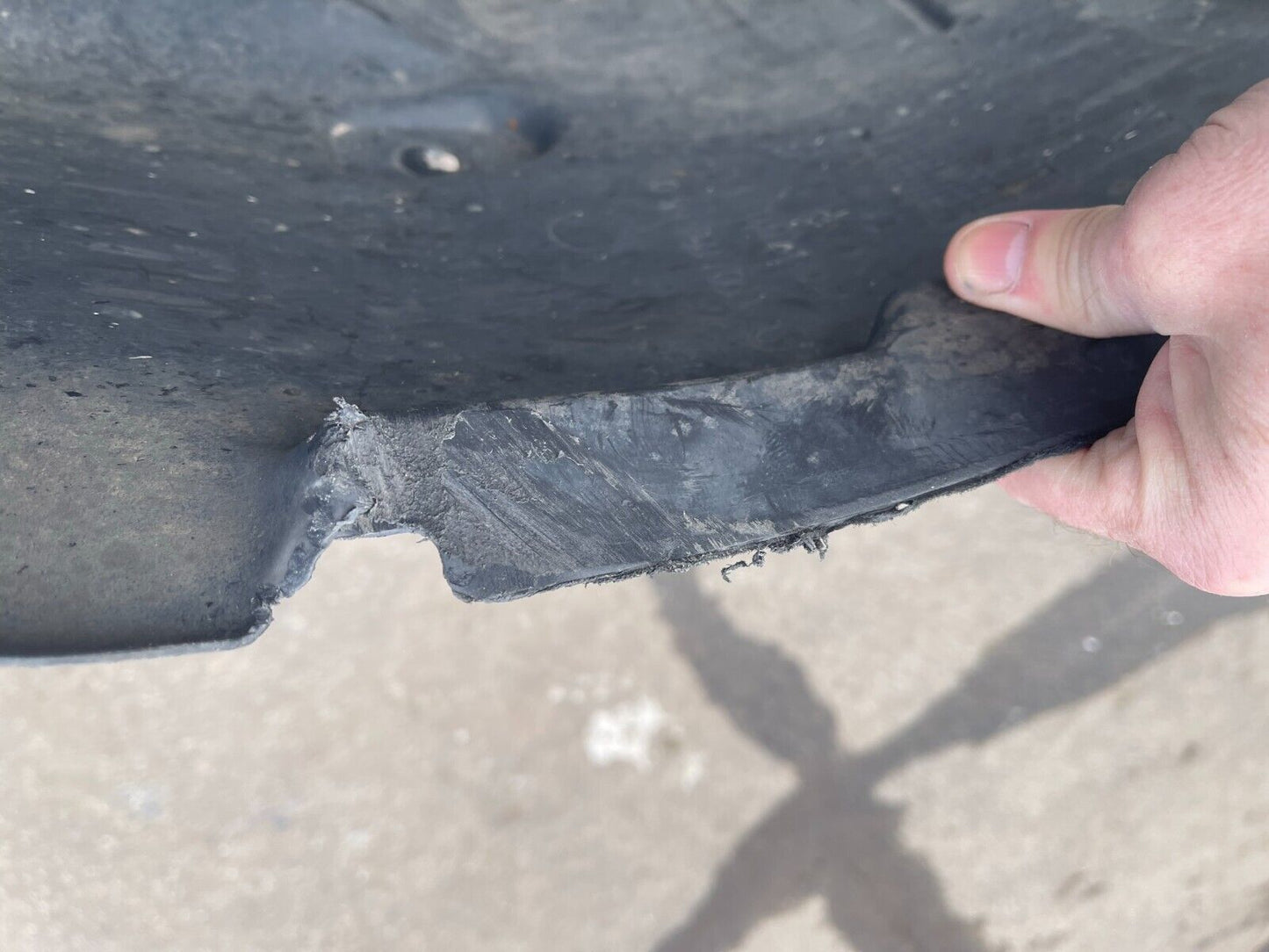 Mercedes Sprinter W907 Revêtement De Roue Avant Droit Splash Guard A9076845605 Véritable