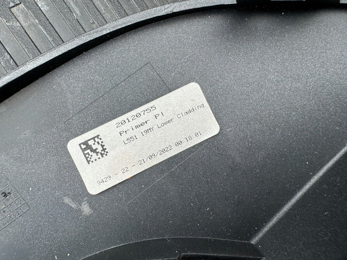 Genuine Range Rover Evoque (L551) Front Bumper Right Trim - K8D217E784AB