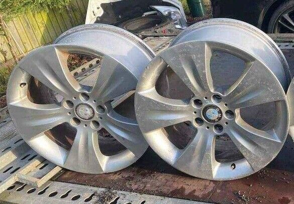 BMW X5 wheels original, 1 front and 1 rear
