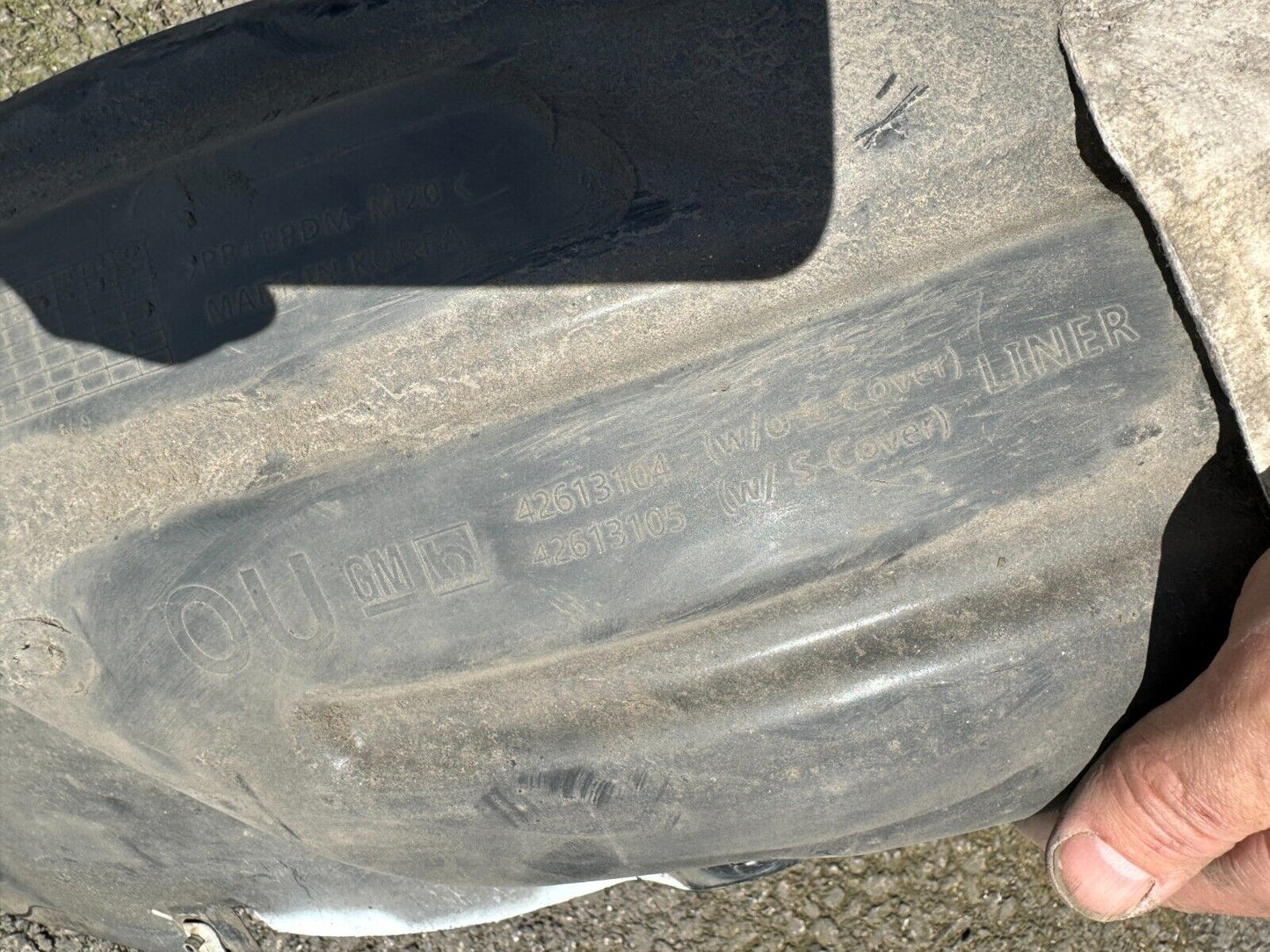 GM 42613104 Liner Assembly, Rear W/H 2018