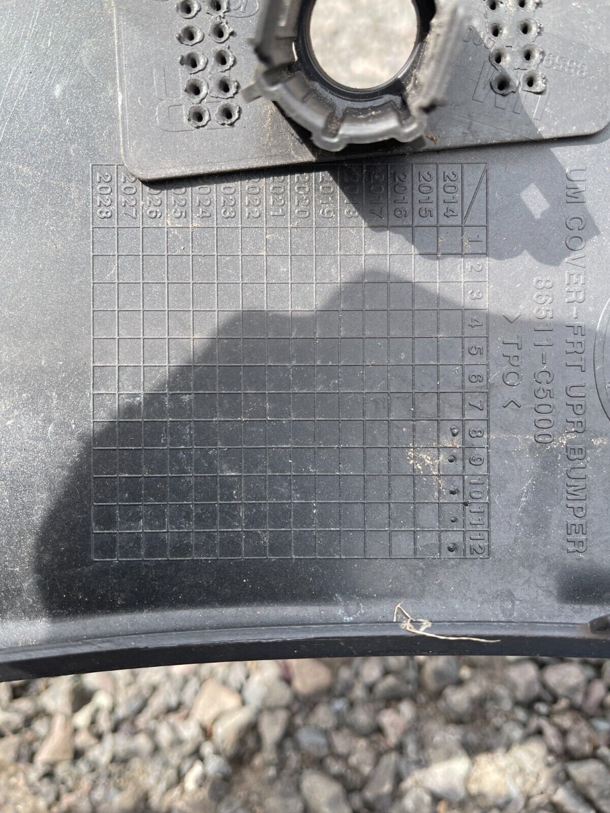 GENUINE KIA SORENTO FRONT BUMPER 2015 TO 2017 86511-C5000 DAMAGED