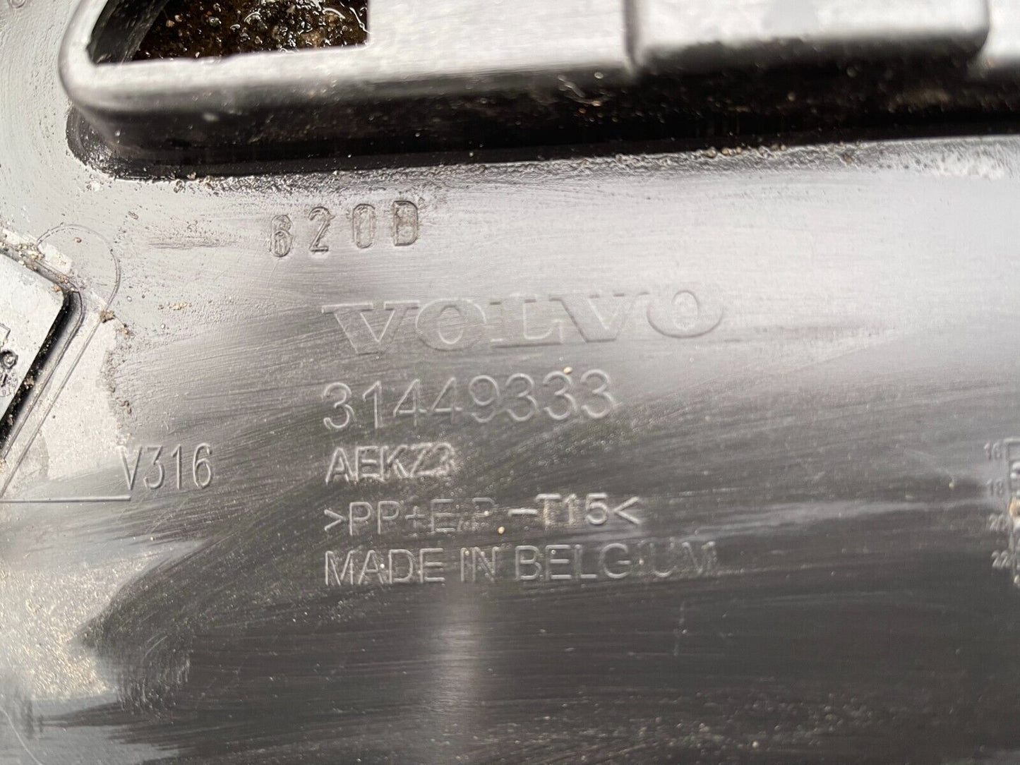 Volvo Xc40 Lower Rear Bumper 31449333 Lightly Marked Only With PDC Holes Good