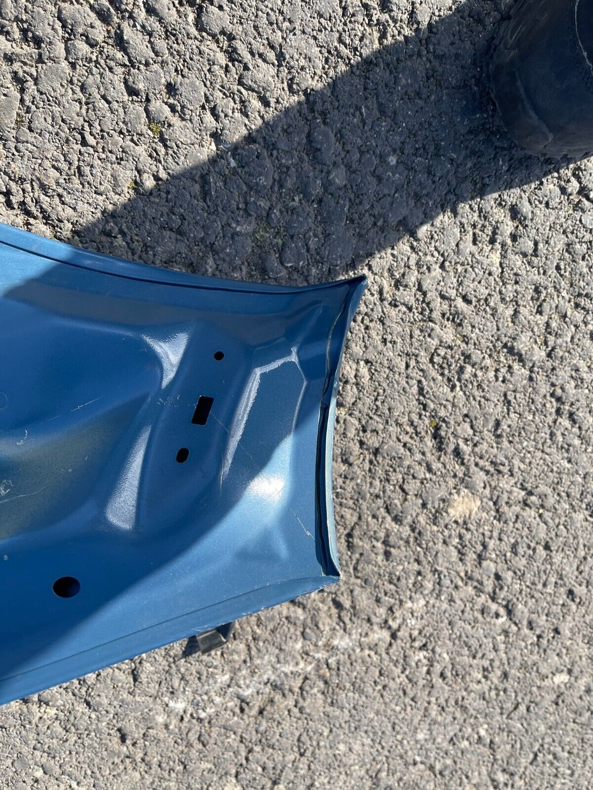 GENUINE VOLVO XC40 BONNET SCRATCHED AND DENTED
