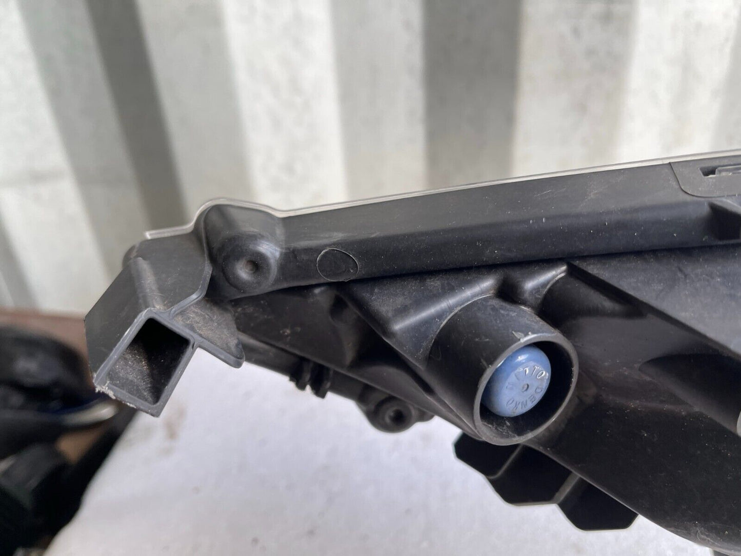 Genuine Nissan Combination Headlight Nissan Juke F15 - 26120BV80D