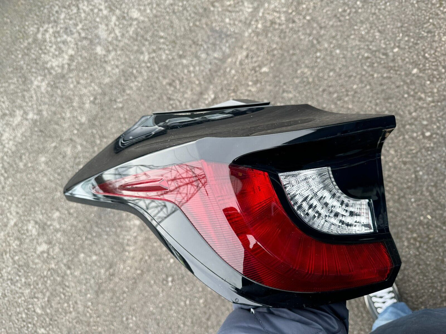 TOYOTA YARIS TAIL LIGHT NEARSIDE LEFT N/S/R PART LED NEXT DAY DELIVERY