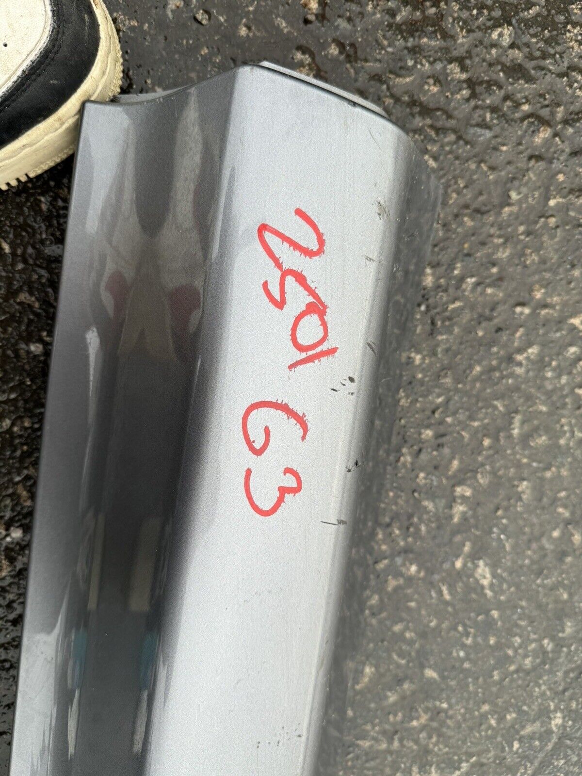 Genuine LAND ROVER DISCOVERY SPORT L550 RIGHT SIDE DOOR MOLDING FK72274A48ACW