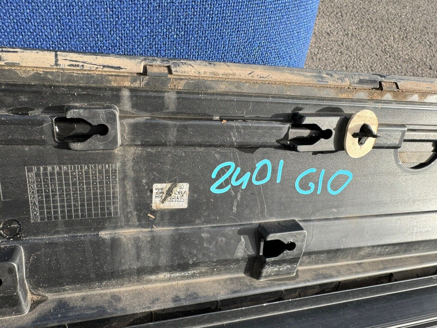 Range Rover Evoque L551 Door Moulding K8D221065C L551T1302