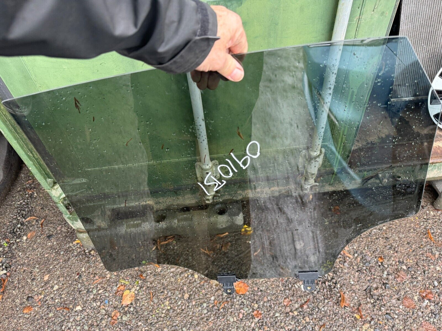 HYUNDAI KONA DOOR GLASS WINDOW REAR RIGHT 2018-2023 43R016943