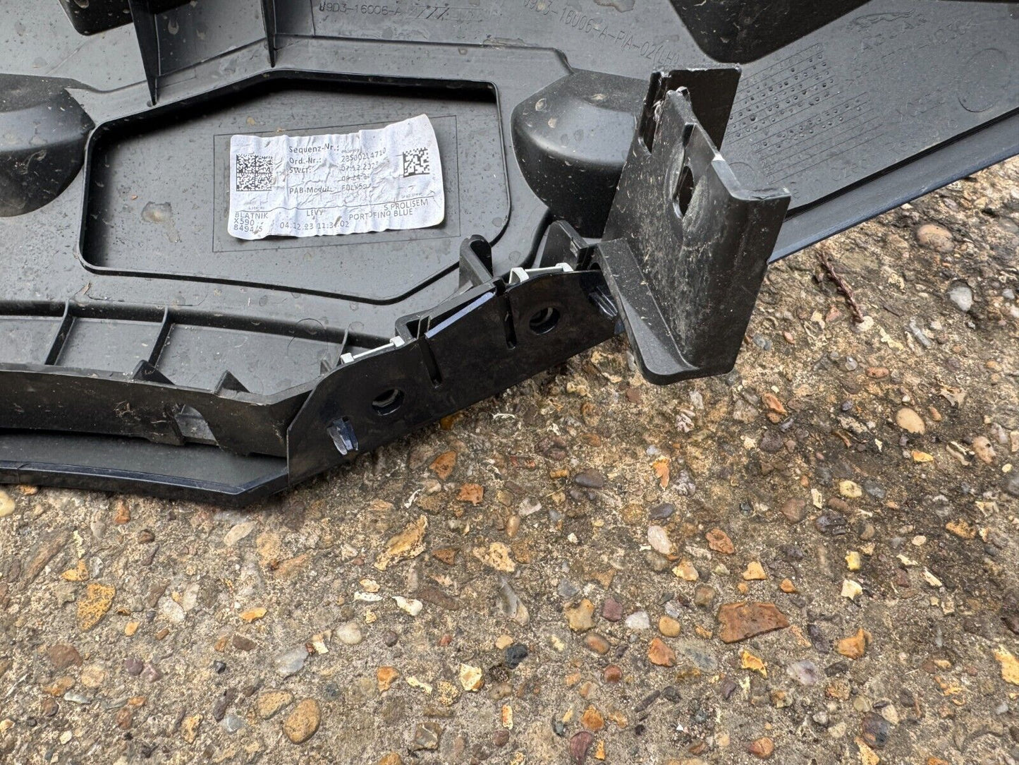 Jaguar I Pace X590 Left Side Wing 2018 ON J9D3-16006-A Genuine *DAMAGED*