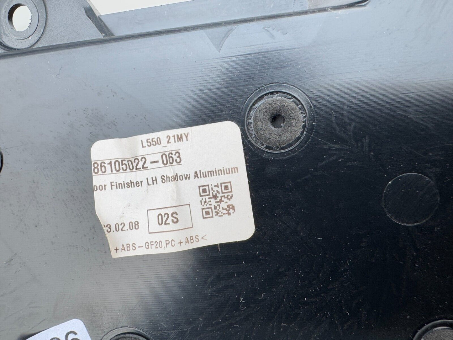 2022 LAND ROVER DISCOVERY SPORT L550 FRONT DOOR HANDLE FINISHER LEFT