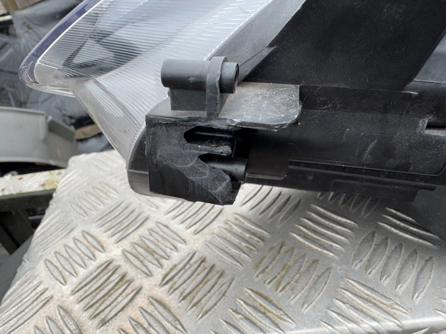 FORD FIESTA ST LINE MK8 O/S RIGHT LED HEADLIGHT 2022+ GENUINE N1BB13E016BG