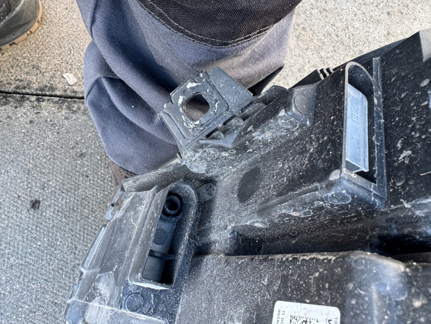 MINI HATCH F55 F56 LED HEADLIGHT RIGHT SIDE DAMAGED 5A01964 2021