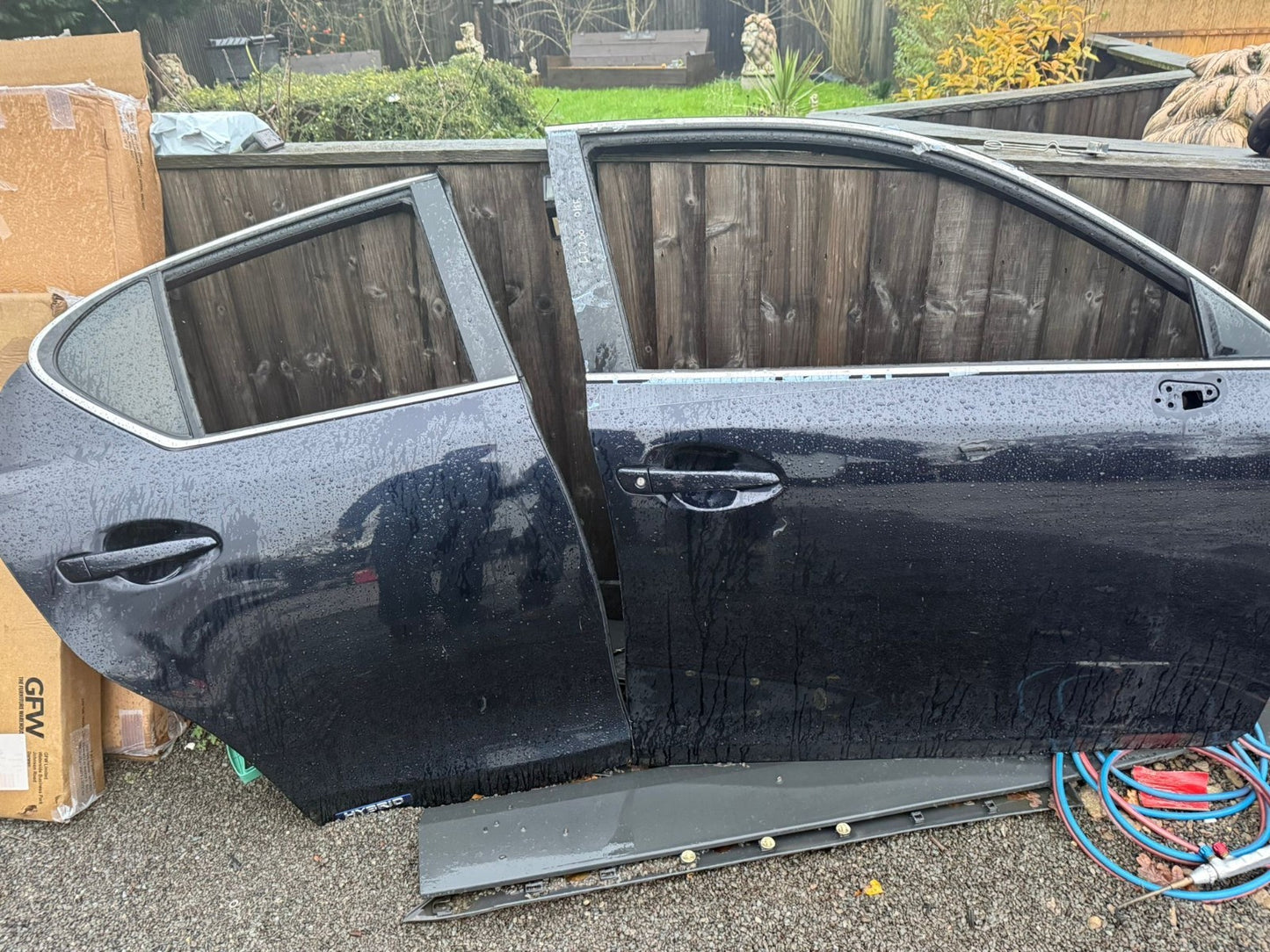 LEXUS CT200H 2011-2025 DRIVER SIDE FRONT & REAR DOOR SHELL (ACCEPTS OFFERS)