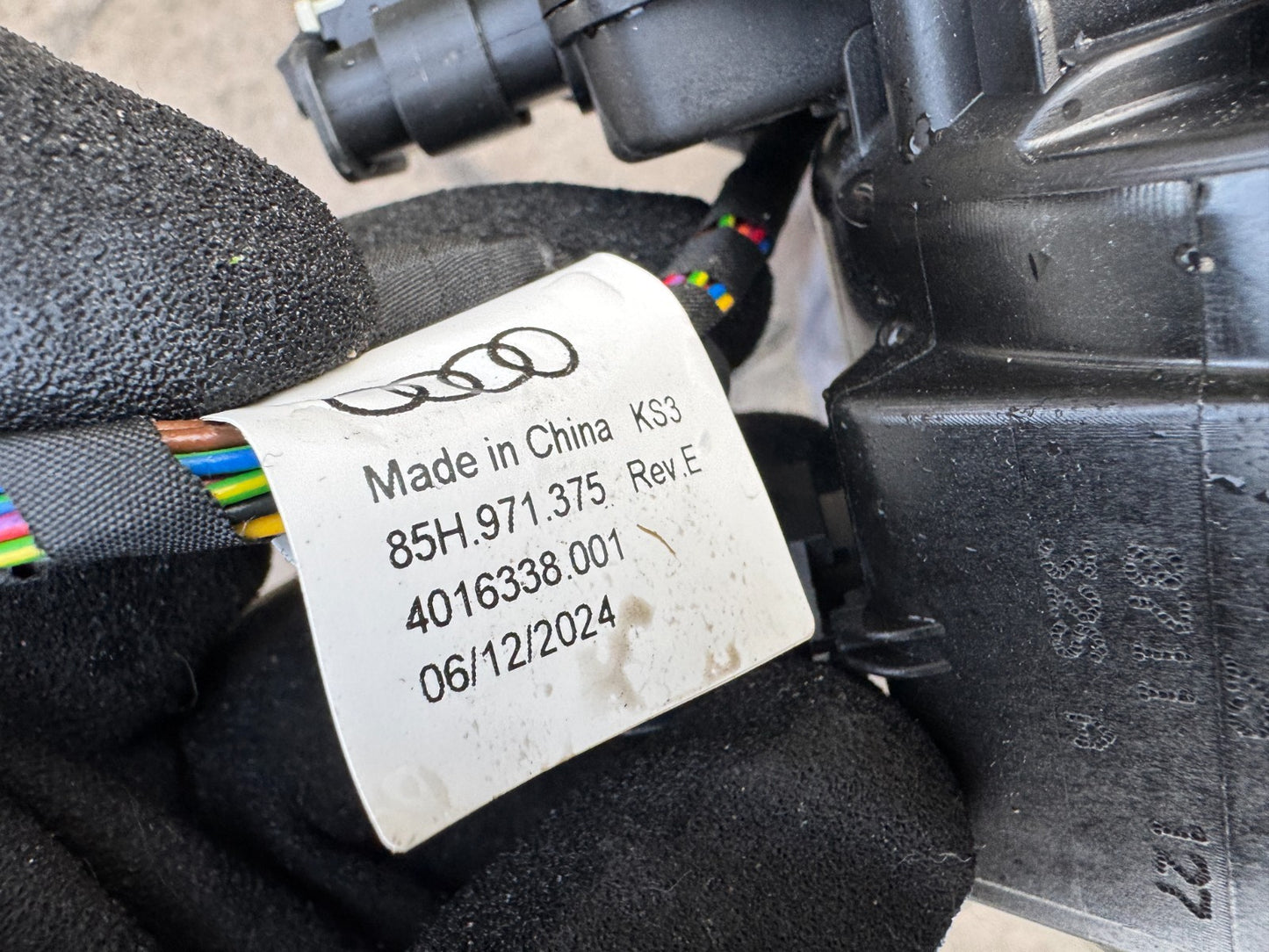 Audi Q6 E-Tron 85H Sportback Loading flap Tank flap Housing 85H810001A