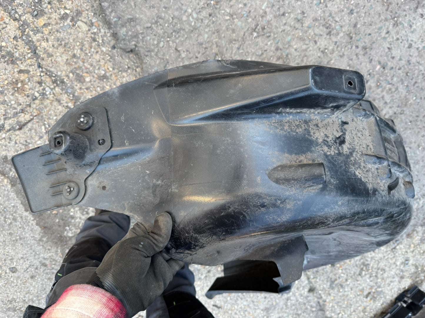 PEUGEOT 3008 MK2 2016-2024 Right Rear Wheel Arch Wing Liner OEM 9810125580