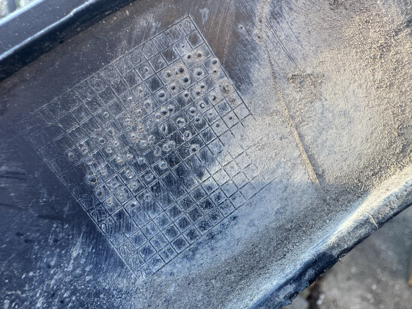 DS 3 DS3 EV MK2 2017on Front Left Wheel Arch Fender Moulding Trim 9820802680