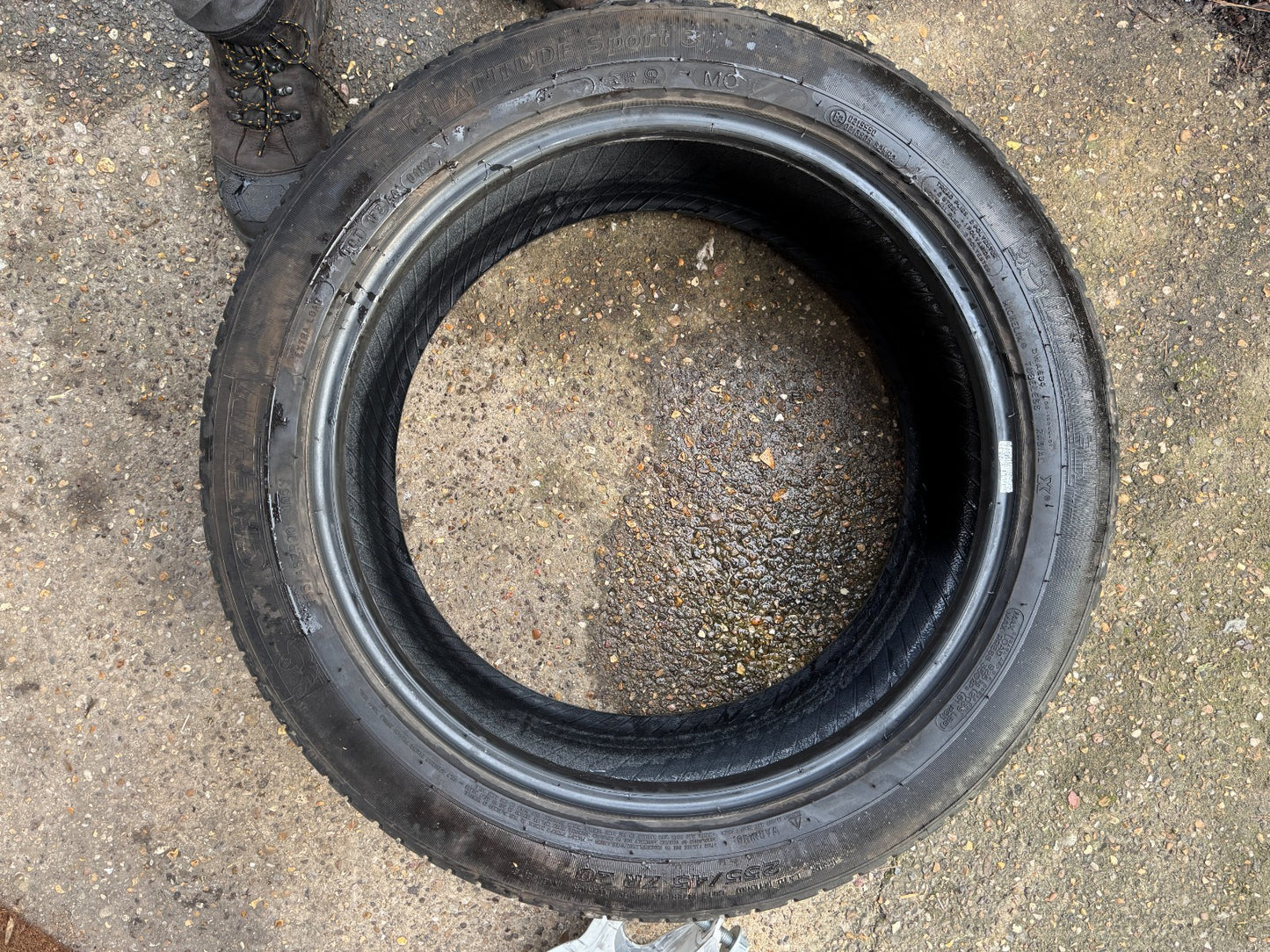 1 x 255/45 ZR20 105Y Michelin Latitude Sport 3 MO 6mm DOT 4524