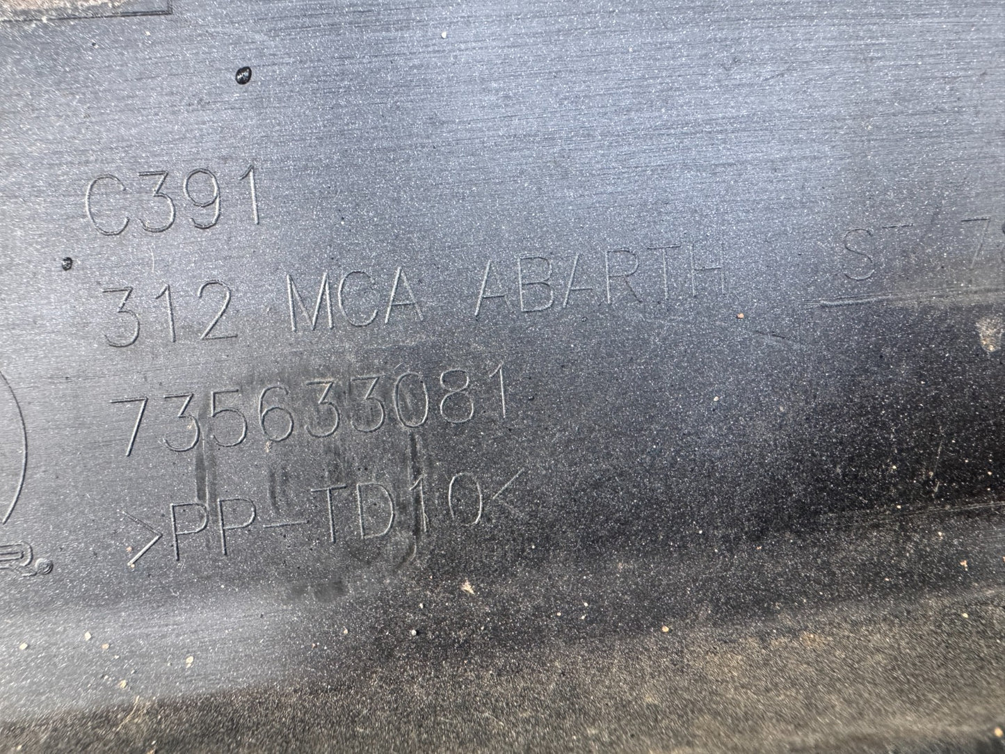 FIAT 500 ABARTH REAR BUMPER 2015 ONWARDS GENUINE 735633081