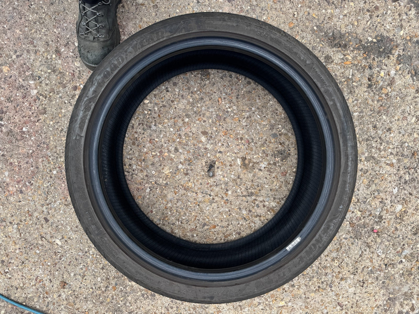 Goodyear Eagle F1 Asymmetric 3 RUNFLAT 225/40/20 225 40 20 94Y XL 5MM NO REPAIRS