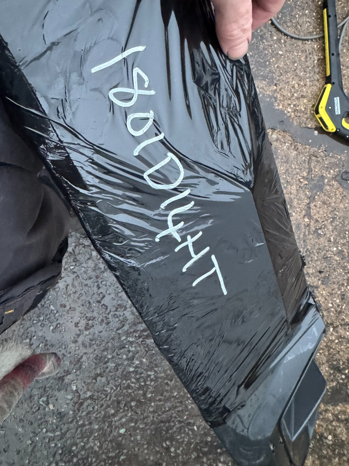 BMW G26 2023 MSPORT REAR BUMPER DIFFUSER IN DARK SHADOW 8096492