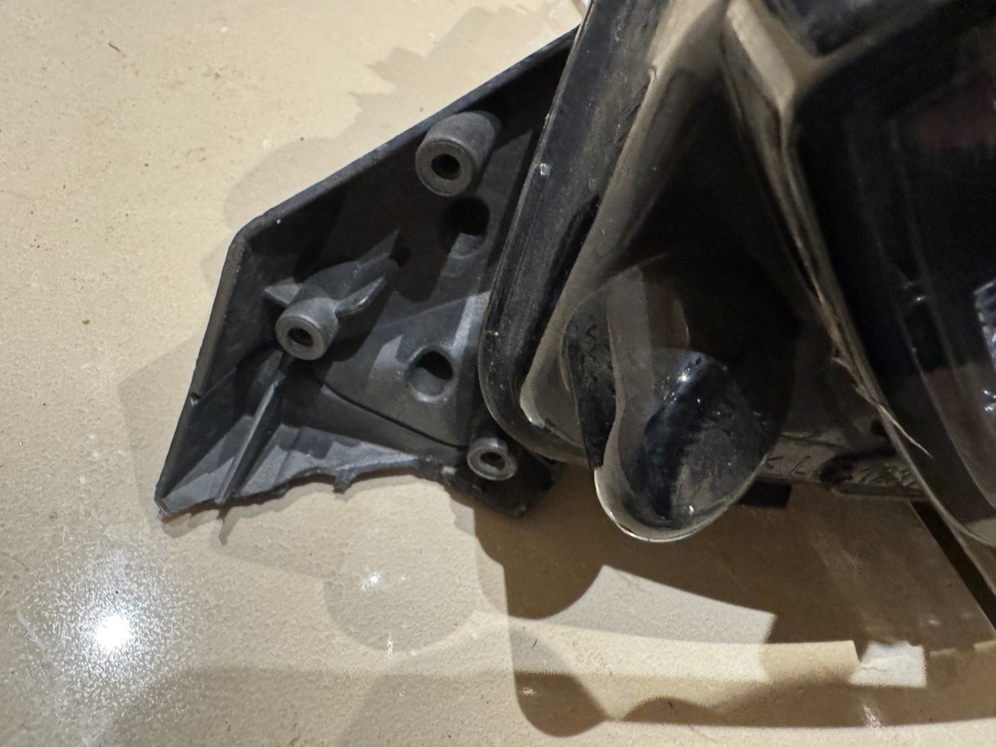 PEUGEOT 208 PASSENGER SIDE LEFT LED HEADLIGHT 9833036280 2022 DAMAGED