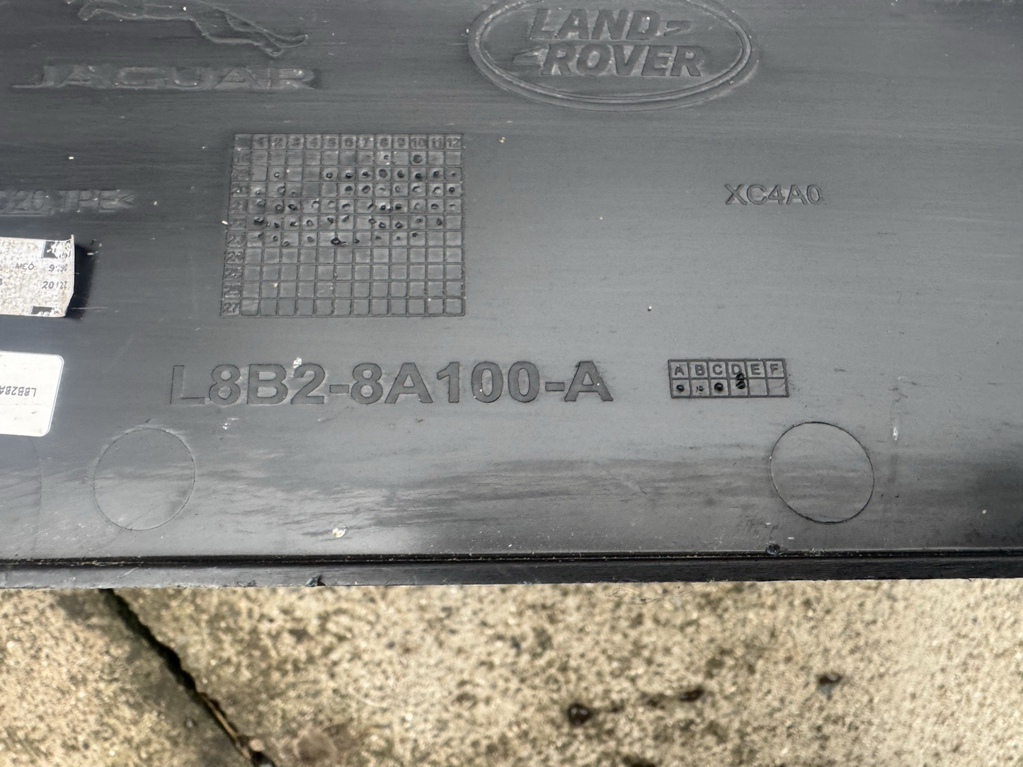 Land Rover Defender L663 Slam Panel Cover L8B2-8A100-A