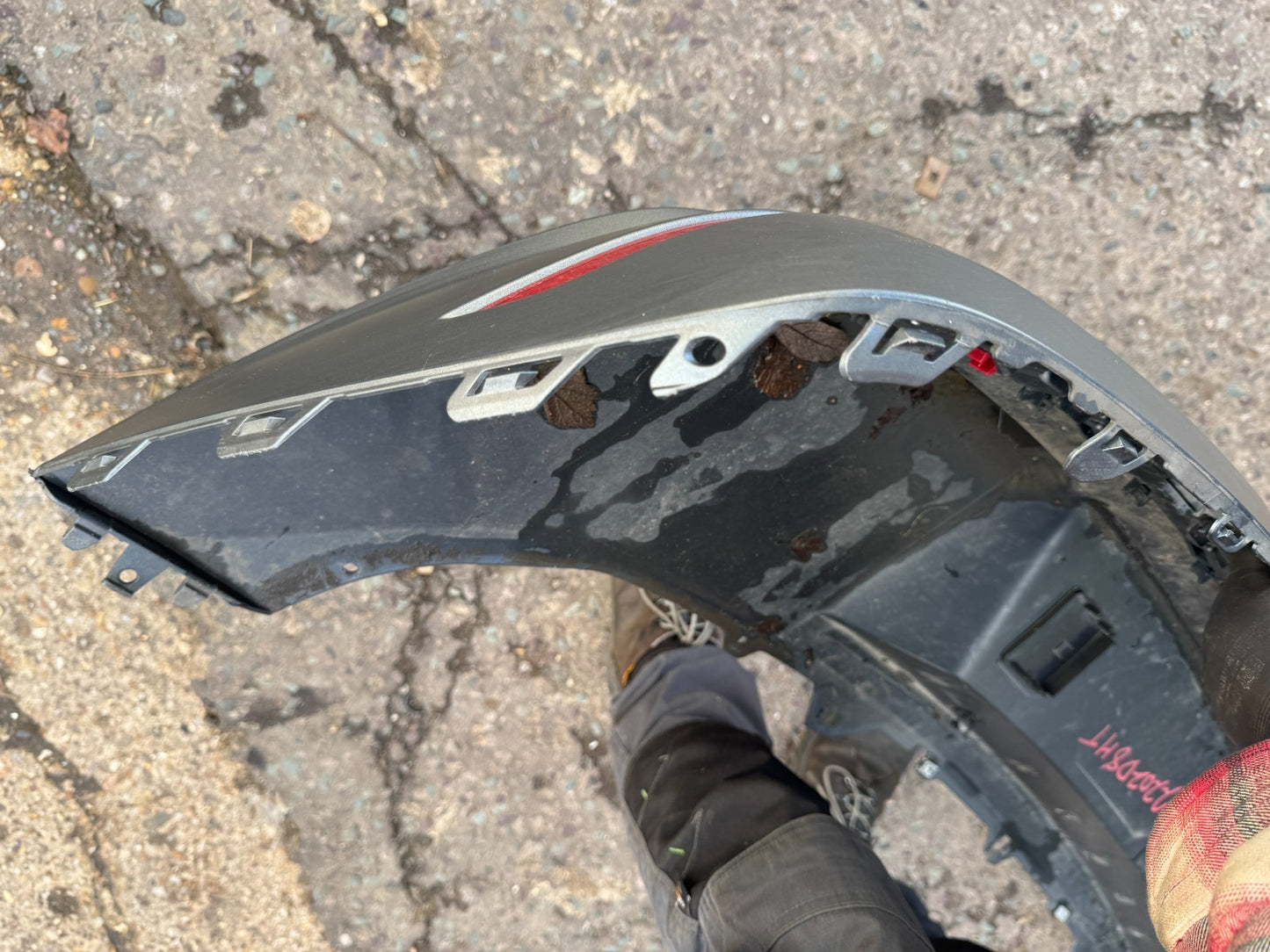 SKODA ENYAQ SPORTLINE Rear Bumper 2021-On OEM 5LG807568 Used inc REFLECTORS/TRIM