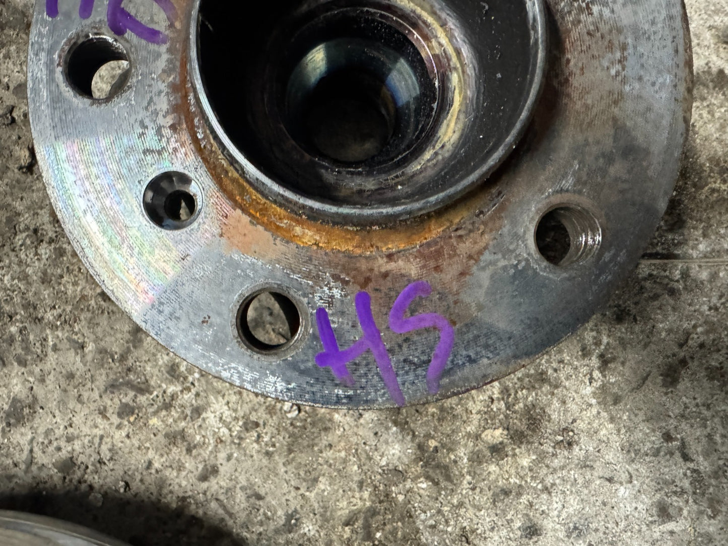 SET WHEEL BEARING HUB FRONT LH/RH BMW 1 F40 2 F45 F44 F46M i3 i8 X1 F48 X2 F39