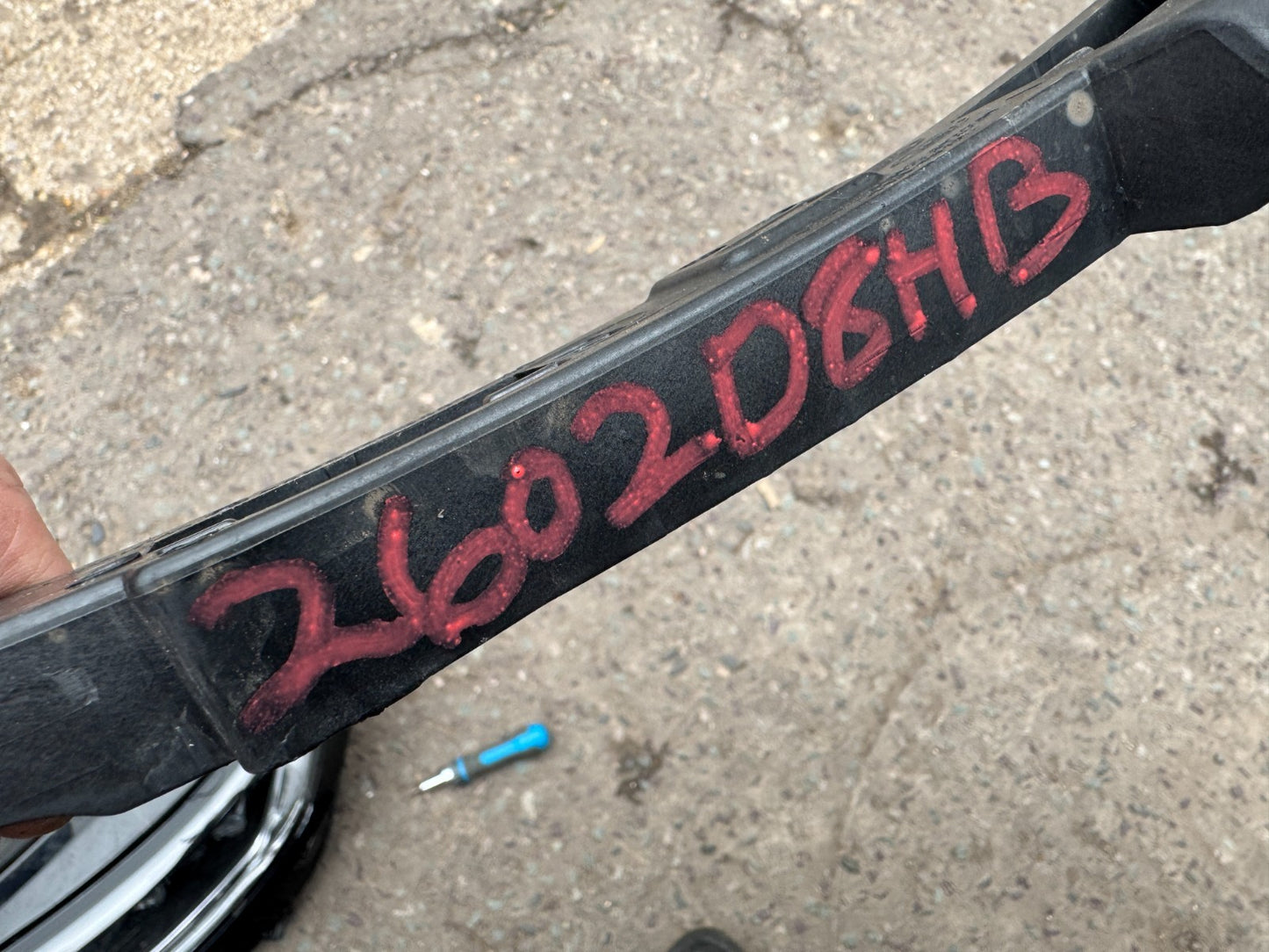 Land Rover Range Rover Sport L461 2024 headlight headlamp mounting bracket