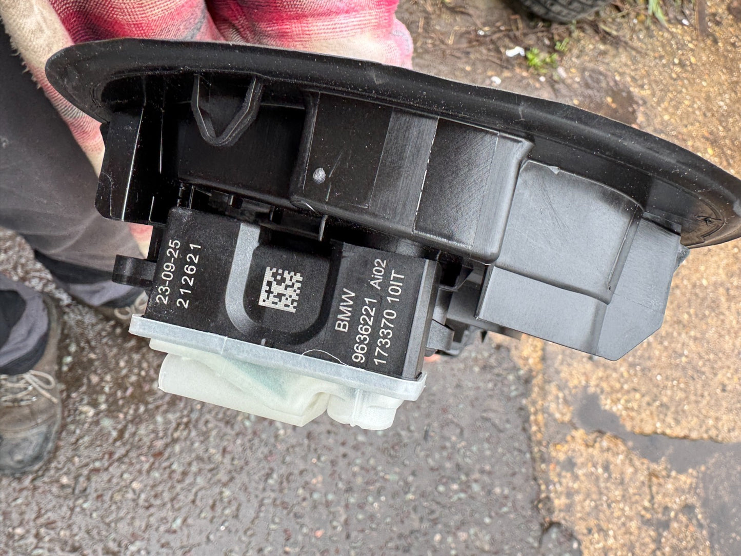 BMW 3 SERIES G20 G21 19–25 FUEL FILLER HOUSING FUEL FILLER FLAP 142904-10