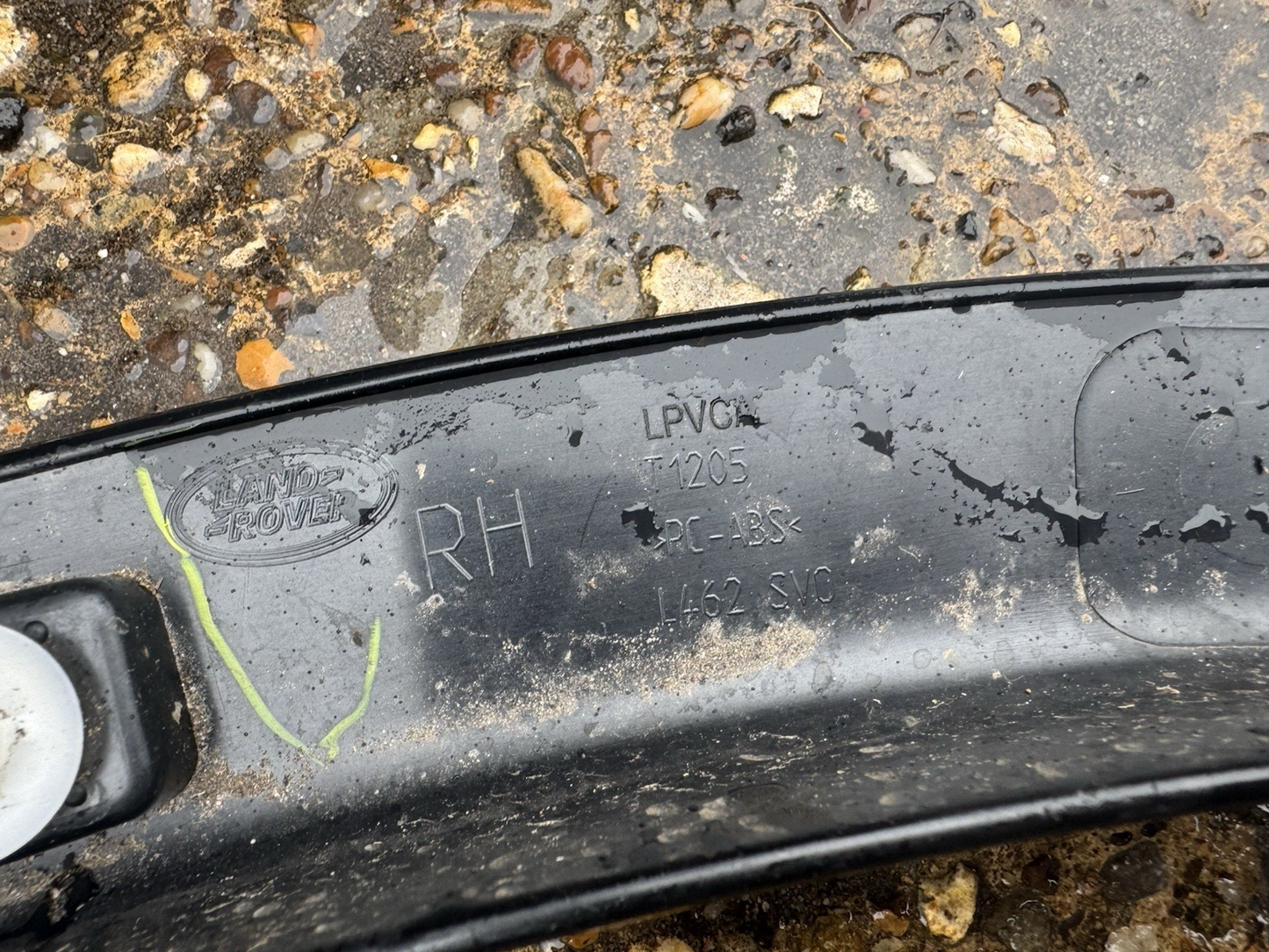 LAND ROVER DISCOVERY 5 L462 FRONT RIGHT 2016-24 WHEEL ARCH HY3M-16A074AC