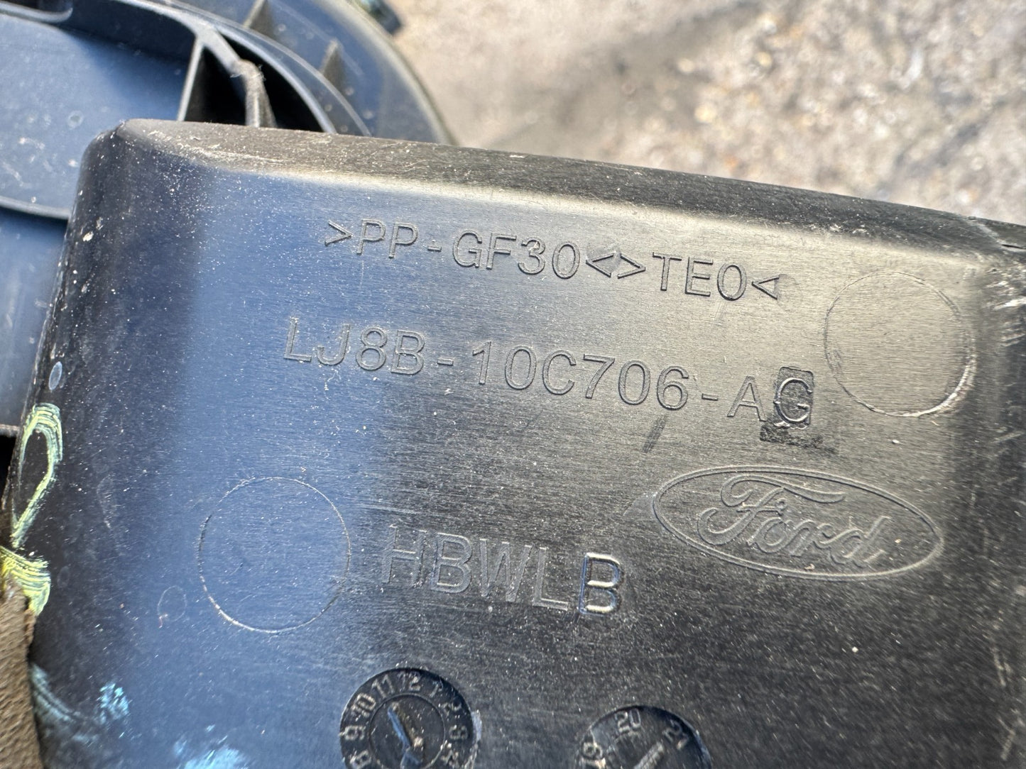 Ford Mach-E I 2024 Fuel tank cap LJ8B10C706AE Electricity Damaged