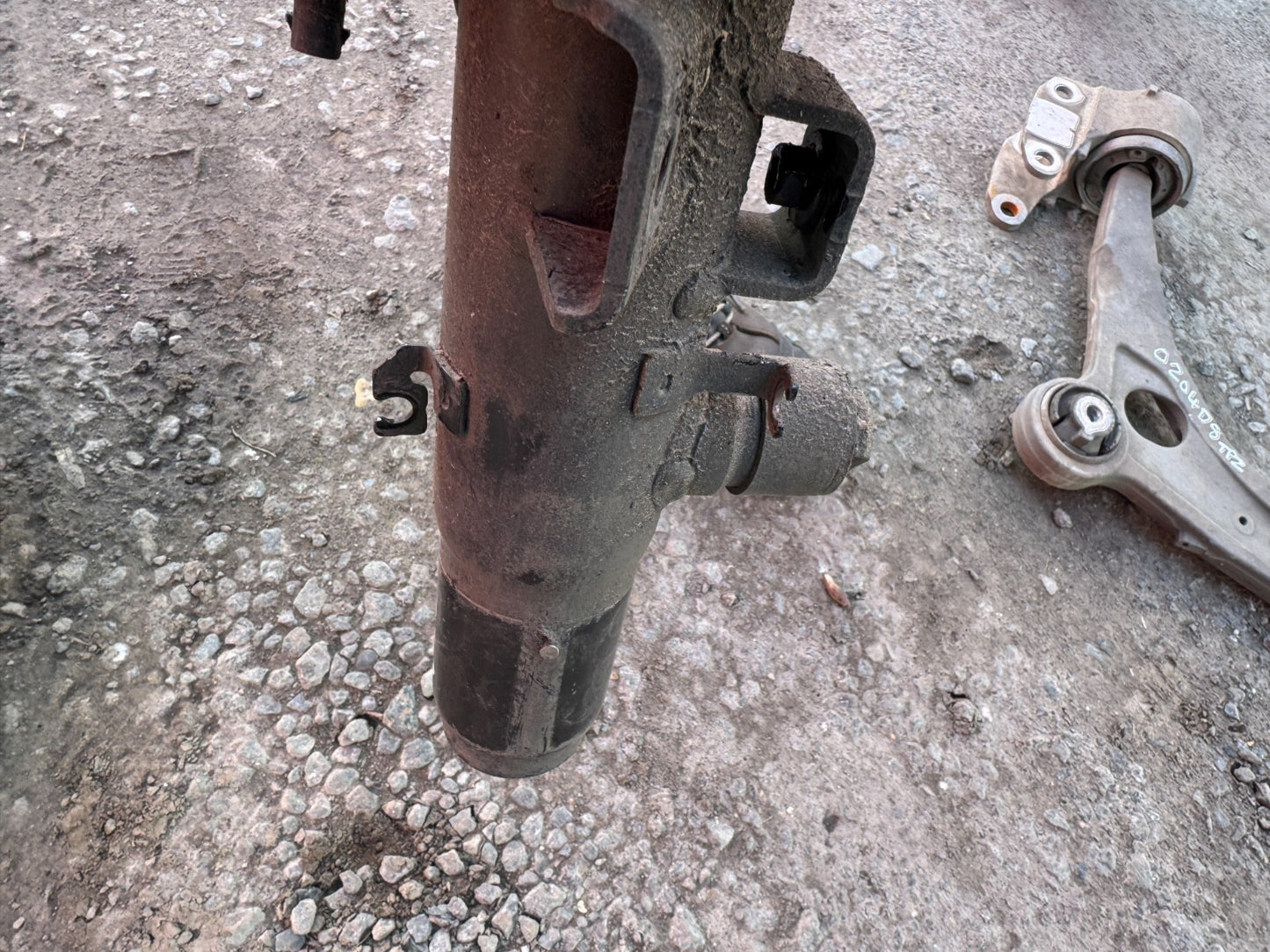 BMW i4 G26 Front Left Shock Absorber 6895199 Electricity 250kw 2022 30114588