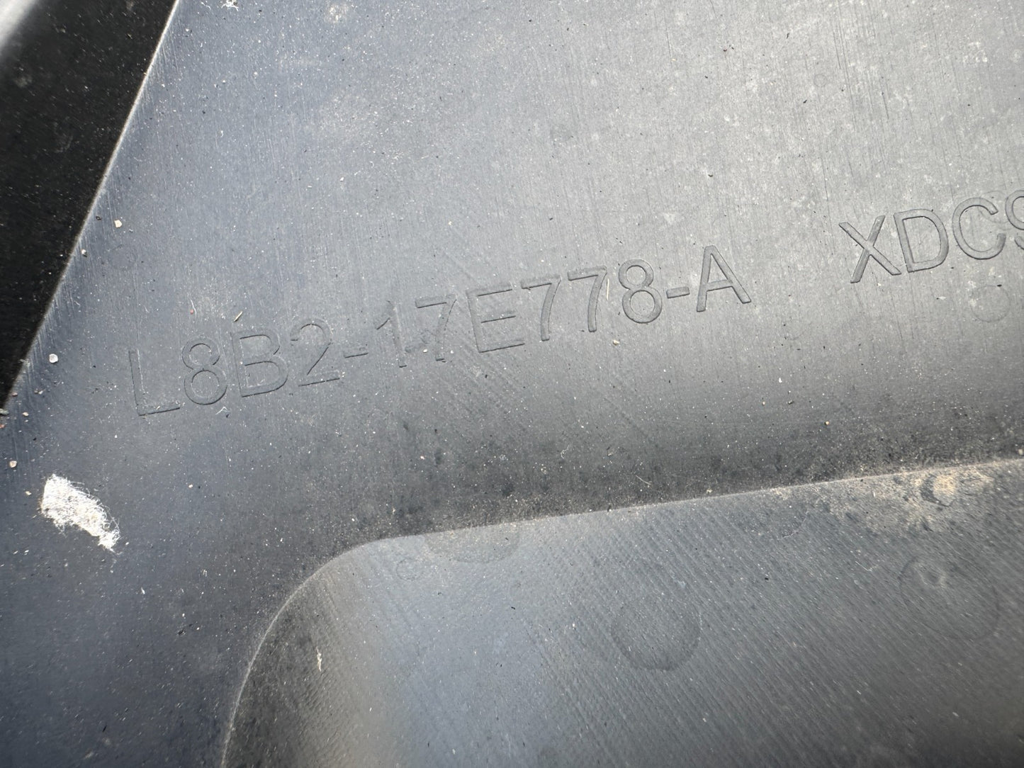 2025 L8B217E778A Defender L663 Inner FRONT Bumper Carrier GENUINE L8B2-17E778-A