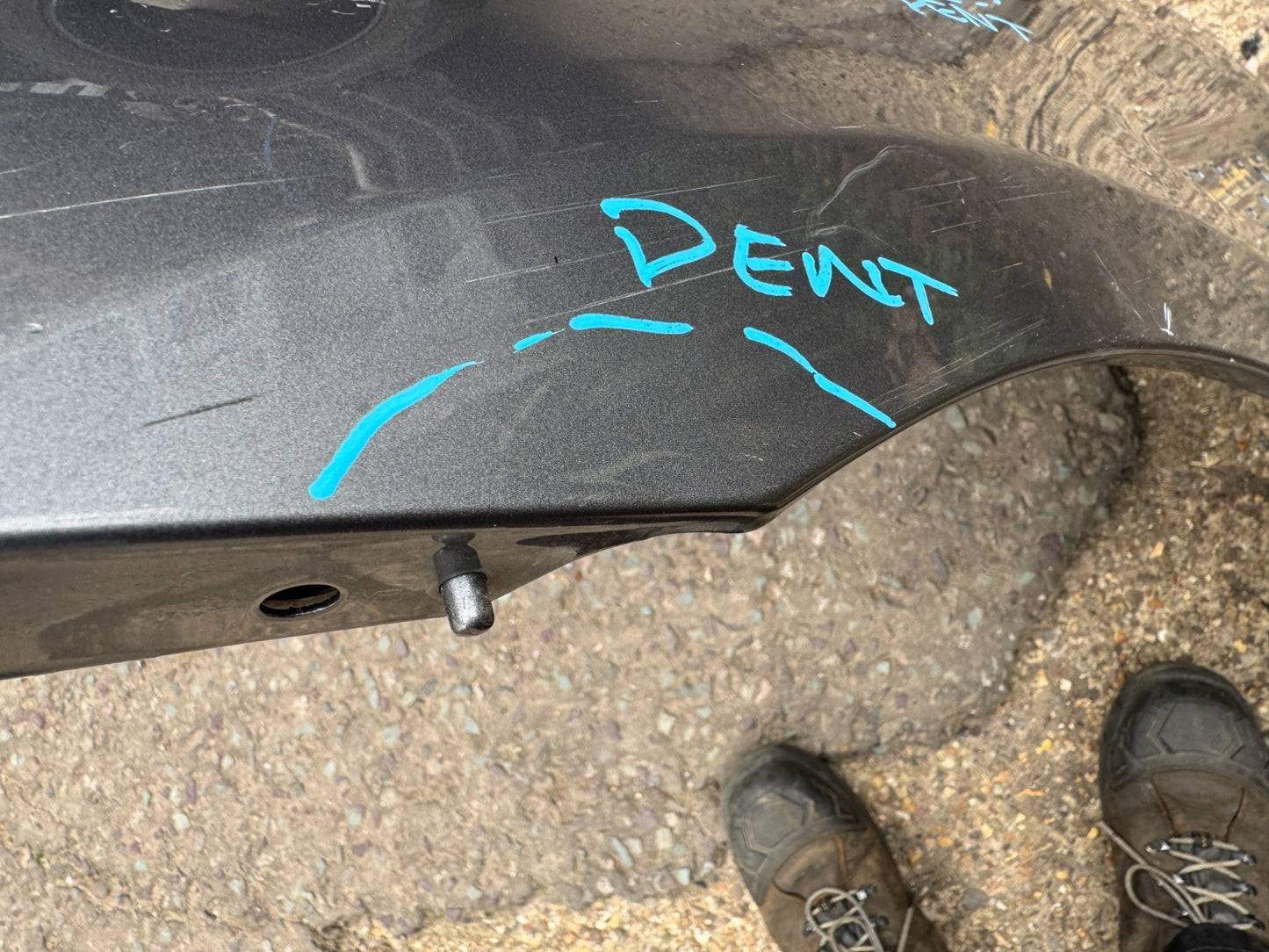 GENUINE JAGUAR F-PACE X761 FRONT LEFT WING 2016-2024 HK8316016 scratcheddent