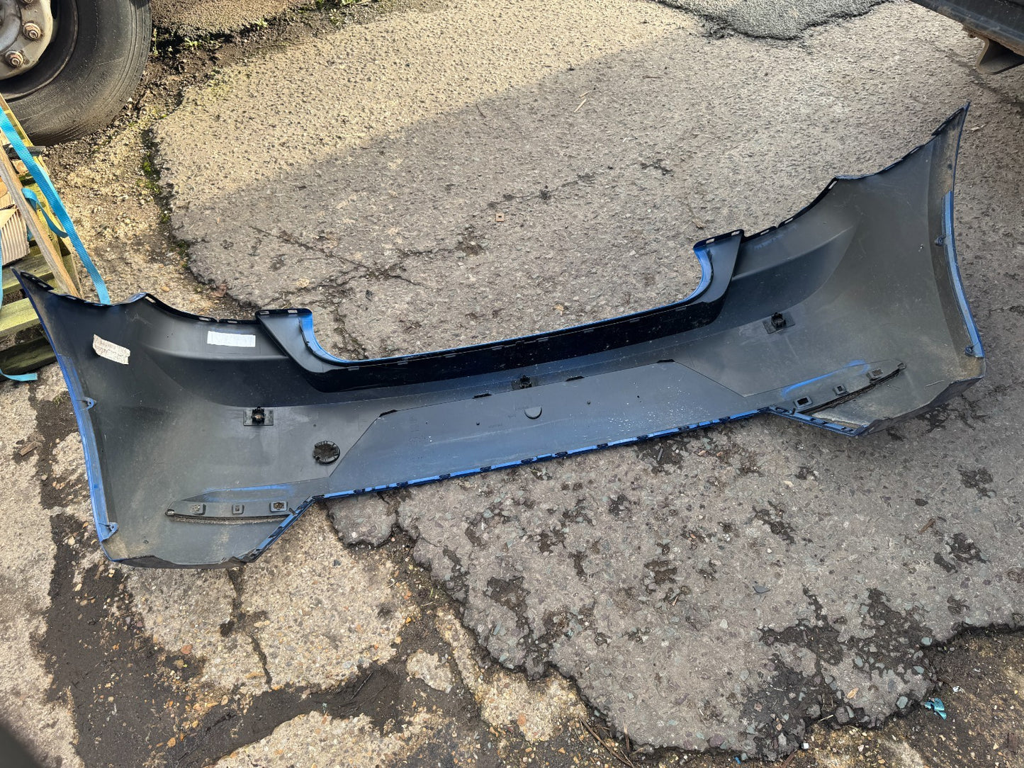 2024 SEAT IBIZA rear bumper 6F0807421 dented and scratched (2 to choose from)