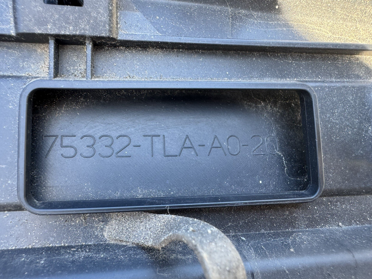 17-22 Honda CR-V Mk5 Front Left Lower Door Moulding Genuine 75332-TLA-A0 I4K14