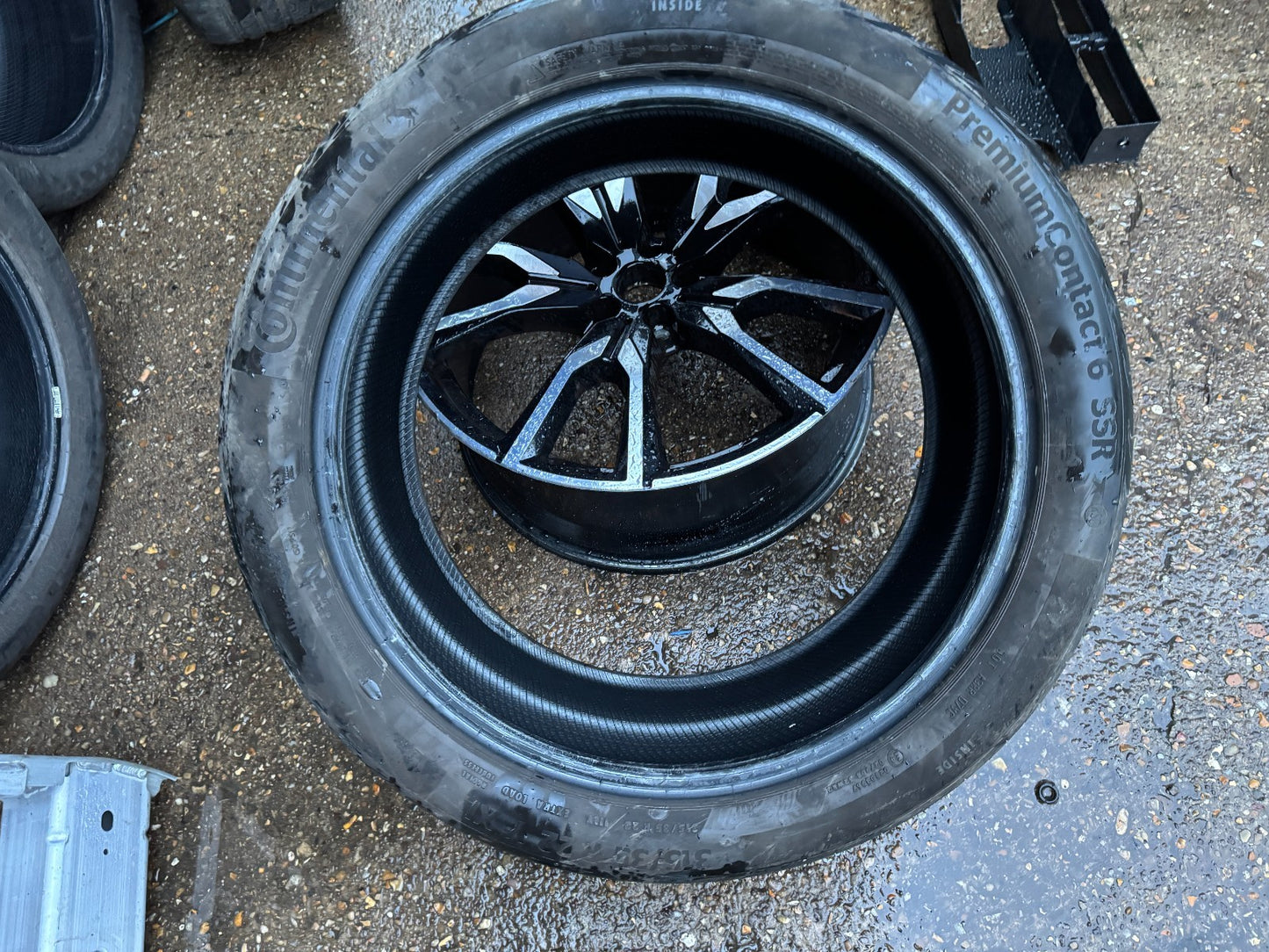315/35 R22 (111Y) XL Continental *Premium Contact 6* SSR RSC | DoT1523 | 4.5mm