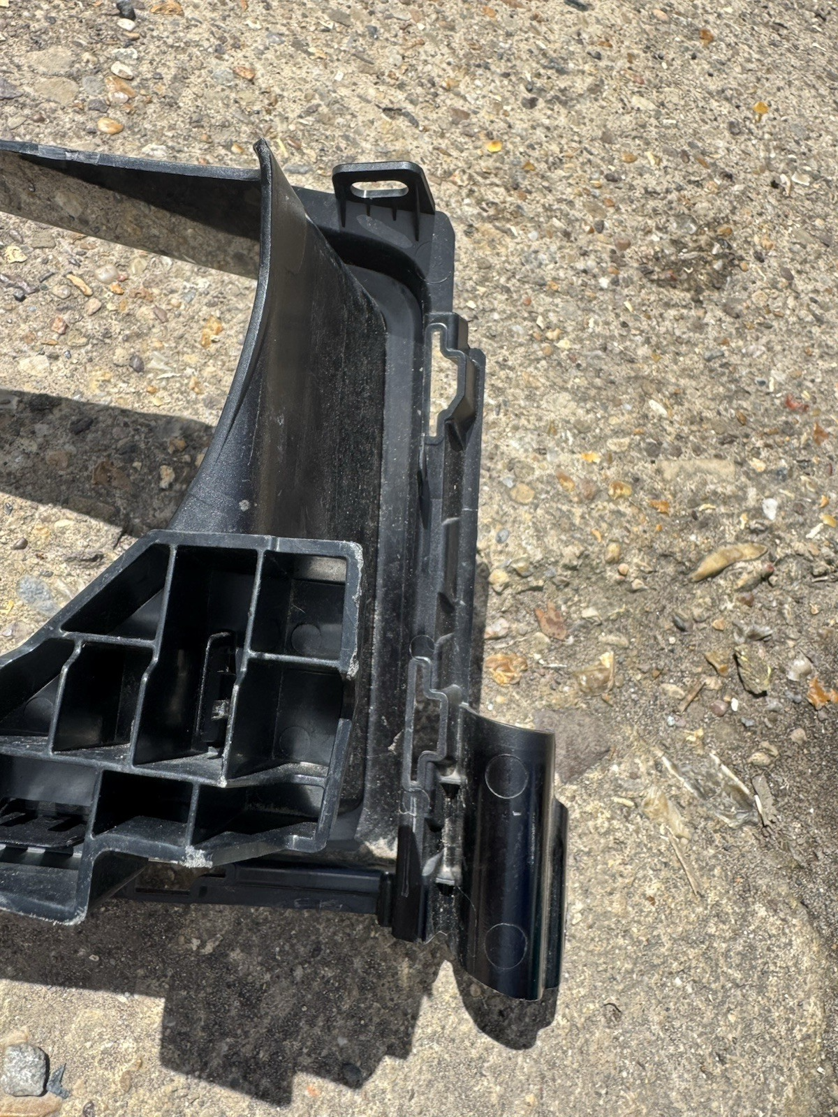 Land Rover Defender Headlight Surround Left 20 ON L8B2-13C025-B L663