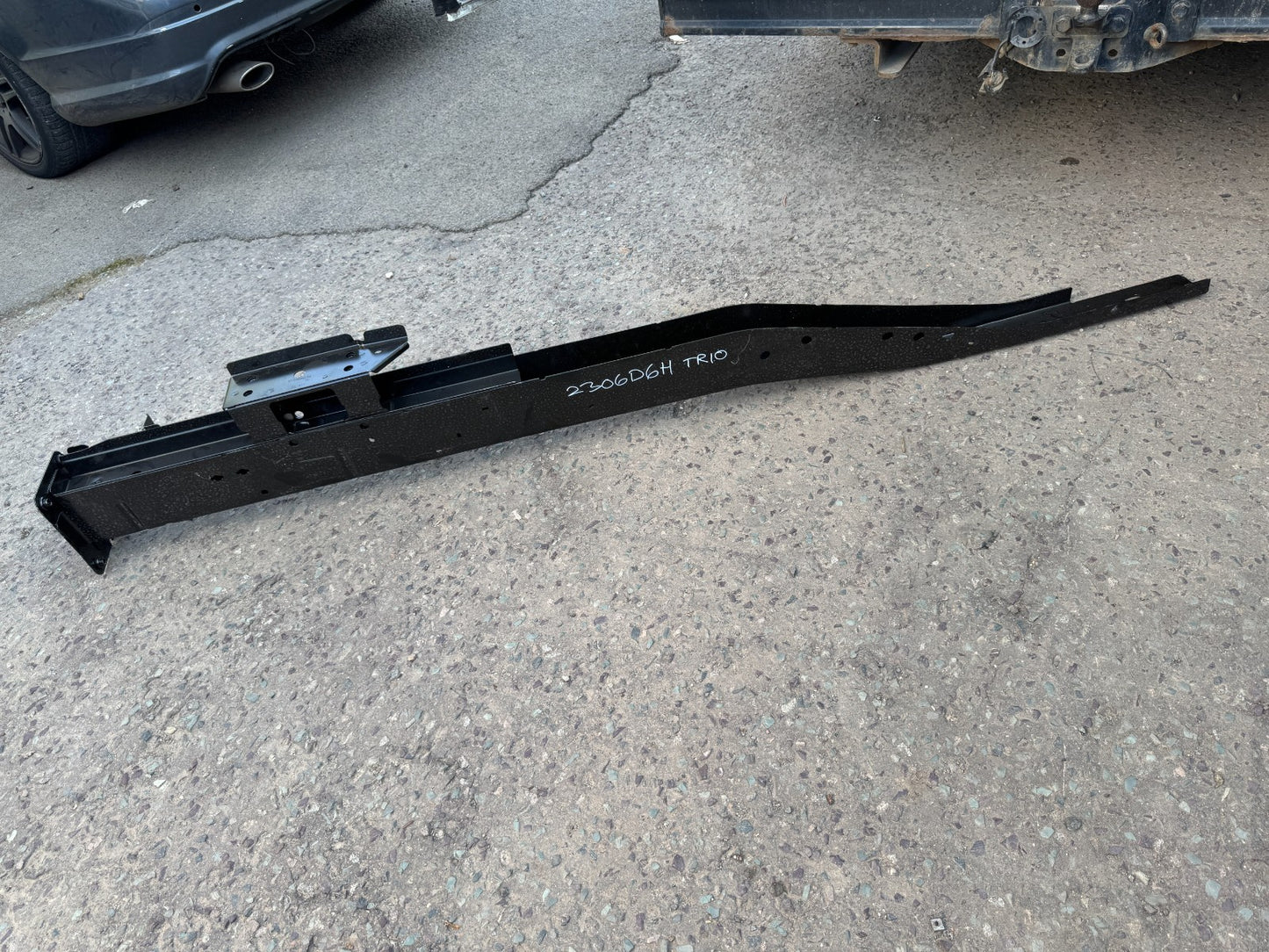 NEW GENUINE RENAULT MASTER REAR CHASSIS SIDE MEMBER RIGHT O/S 751128032R