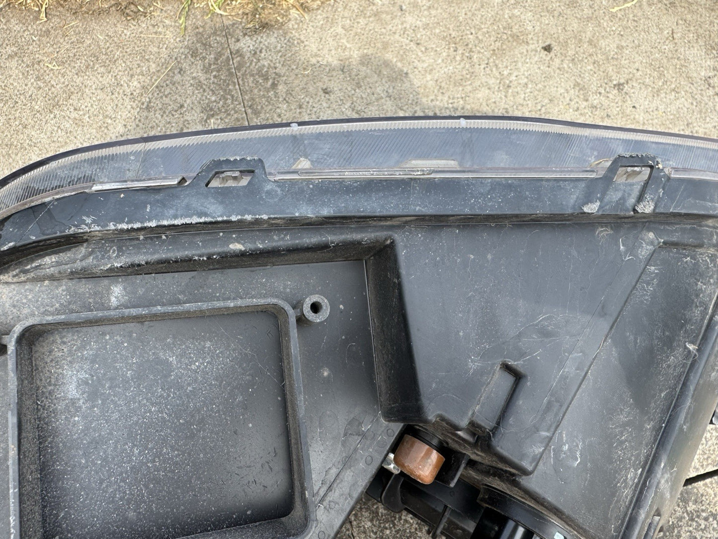 SSANGYONG MUSSO RIGHT HEADLAMP Q200 SERIES HALOGEN TYPE