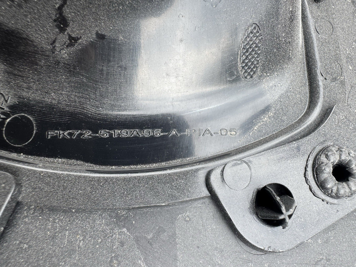 LAND ROVER DISCOVERY SPORT L550 อะไหล่ภายในอื่นๆ 631450151 2.18 22634463 Rh