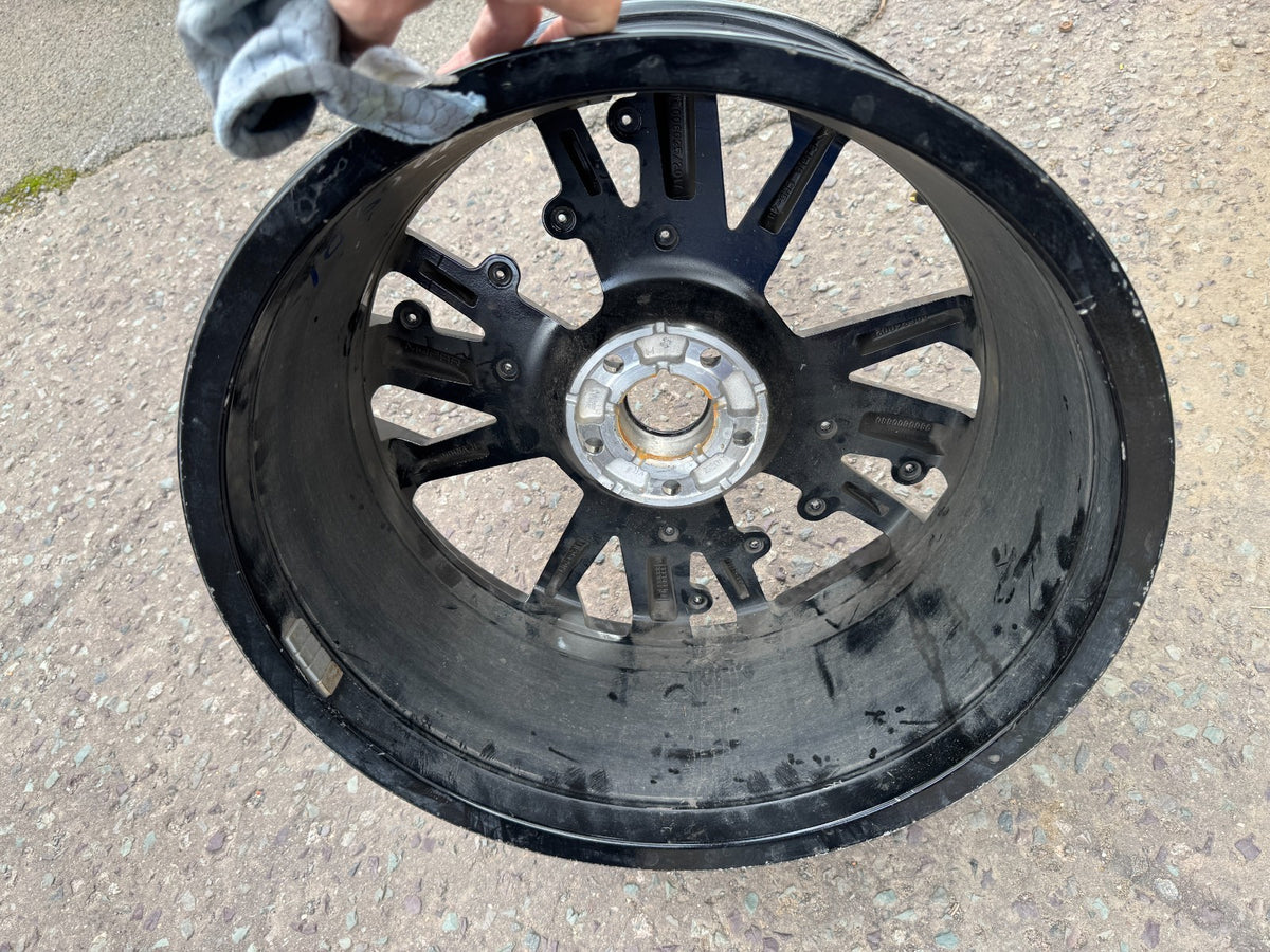 原廠 Peugeot 308 Mk3 8Jx18 ET48 5x108 鋁圈 9865600880 無中心蓋